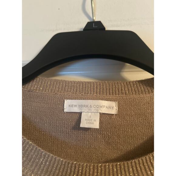 GUC New York & Company Light Brown Sweater with Gold Threads 3/4 Sleeve Size S - Picture 3 of 7